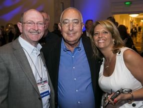 Keynote Ben Stein networks with attendees